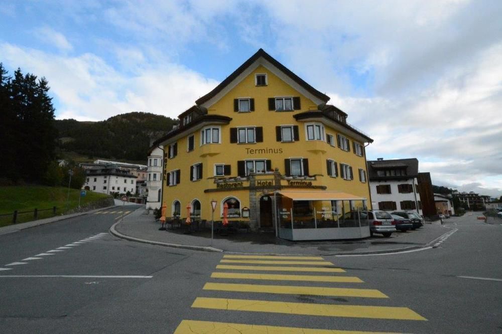 Terminus 2* Samedan